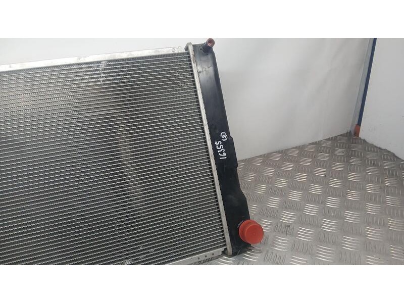 Recambio de radiador agua para toyota auris hybrid active referencia OEM IAM 4221341041  