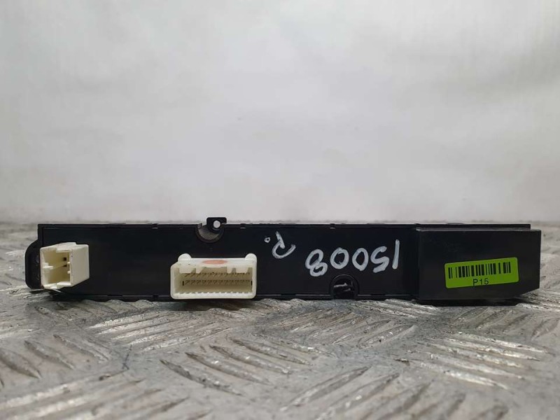 Recambio de warning para kia cee´d drive referencia OEM IAM 937001H000 202006302 DECO