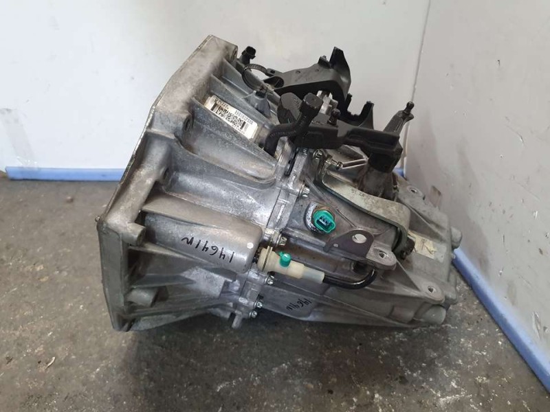 Recambio de caja cambios para nissan qashqai (j11) acenta referencia OEM IAM TL4126 8119830 6VELOCIDADES