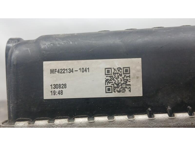 Recambio de radiador agua para toyota auris hybrid active referencia OEM IAM 4221341041  