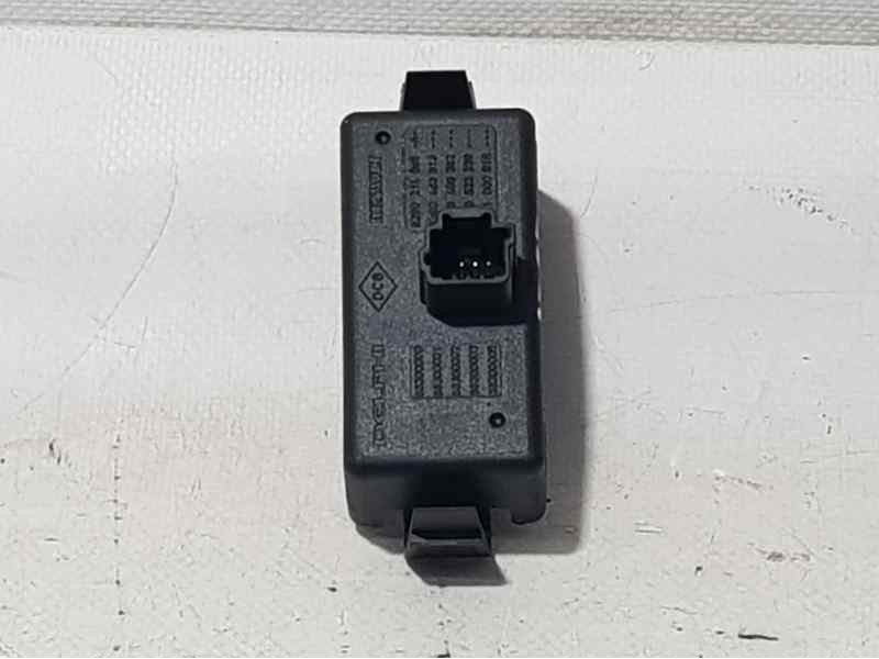 Recambio de warning para renault megane iii berlina 5 p dynamique referencia OEM IAM 252100001R  