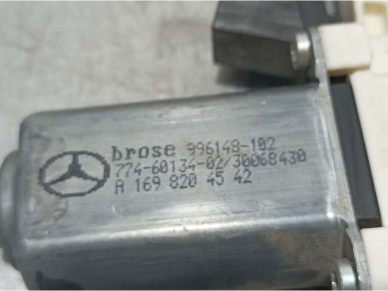 Recambio de motor elevalunas trasero izquierdo para mercedes-benz clase b (w245) 180 cdi (245.207) referencia OEM IAM A169820454