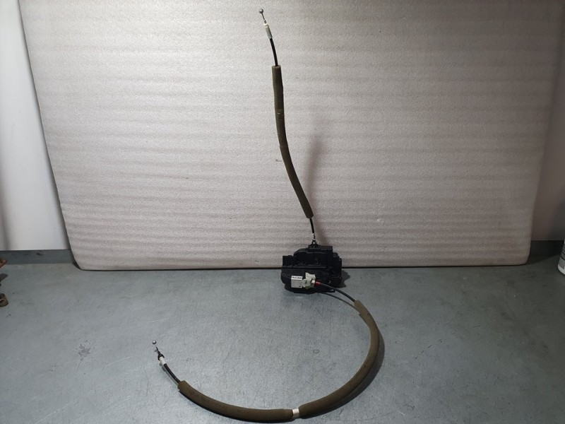 Recambio de cerradura puerta trasera izquierda para nissan qashqai (j11) acenta referencia OEM IAM SIN REF  3 PINES