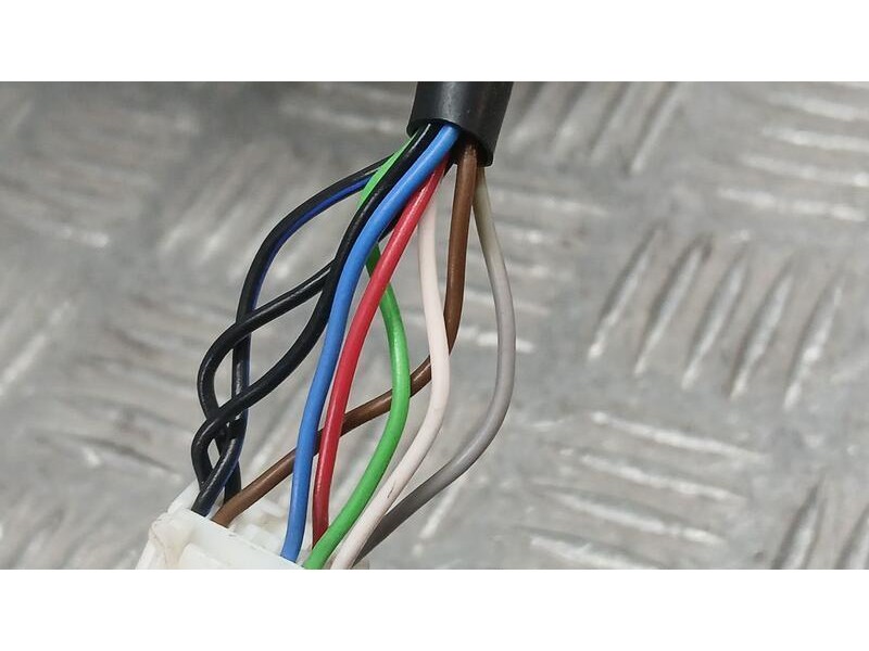 Recambio de retrovisor izquierdo para toyota auris hybrid active referencia OEM IAM 8794002E50  ELECTRICO 9 CABLES