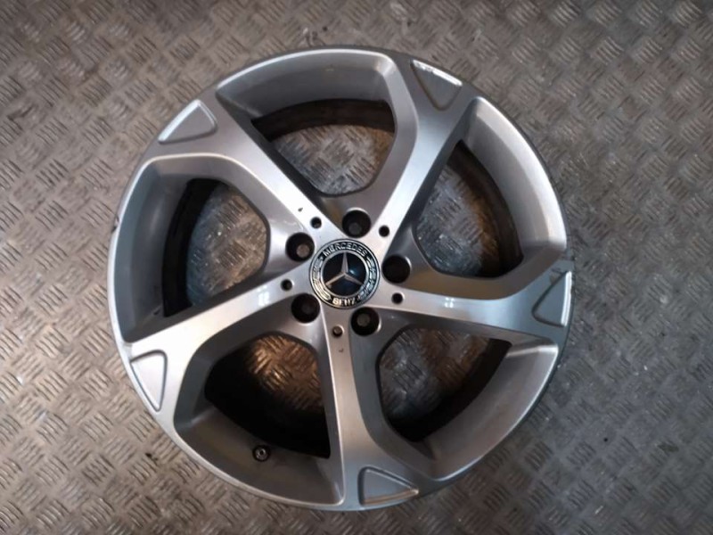 Recambio de juego llantas aluminio para mercedes-benz clase gla (w156) gla 200 cdi (156.908) referencia OEM IAM 7X18 5 TORN ET 4