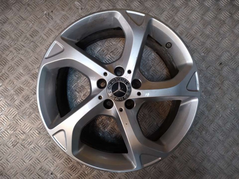 Recambio de juego llantas aluminio para mercedes-benz clase gla (w156) gla 200 cdi (156.908) referencia OEM IAM 7X18 5 TORN ET 4