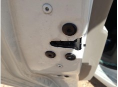 CERRADURA PUERTA TRASERA IZQUIERDA 825028522R 