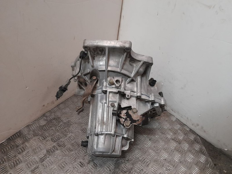 Recambio de caja cambios para kia rio ls berlina (5-ptas.) referencia OEM IAM K31W 4C23103A 5VELOCIDADES