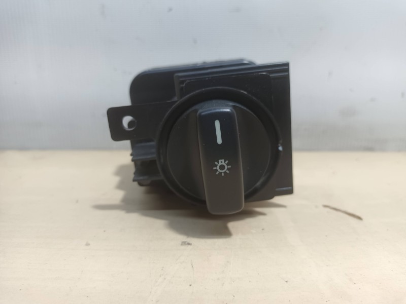 Recambio de mando luces para mercedes-benz clase b (w245) 180 cdi (245.207) referencia OEM IAM 1695452704 32221101 1055566