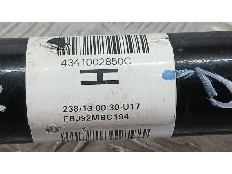 Recambio de transmision delantera derecha para toyota auris hybrid active referencia OEM IAM 4341002850C  