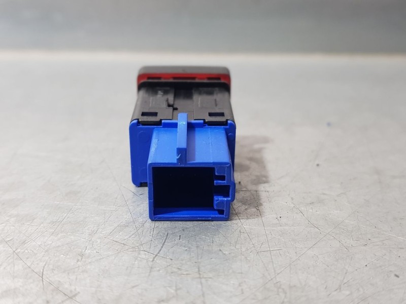 Recambio de warning para volkswagen golf vii lim. (bq1) e-golf referencia OEM IAM 17A953509A  