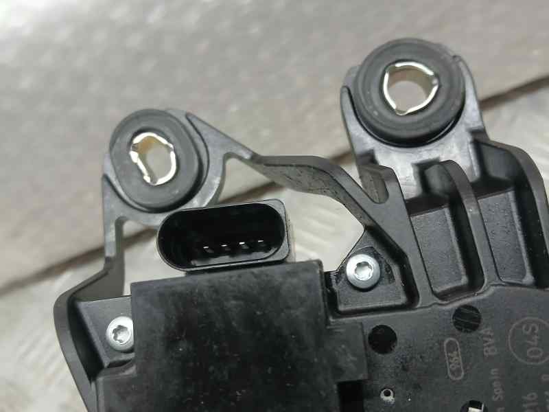 Recambio de motor limpia trasero para volkswagen golf vi (5k1) advance bluemotion referencia OEM IAM 5K6955711B 0390201216 BOSCH