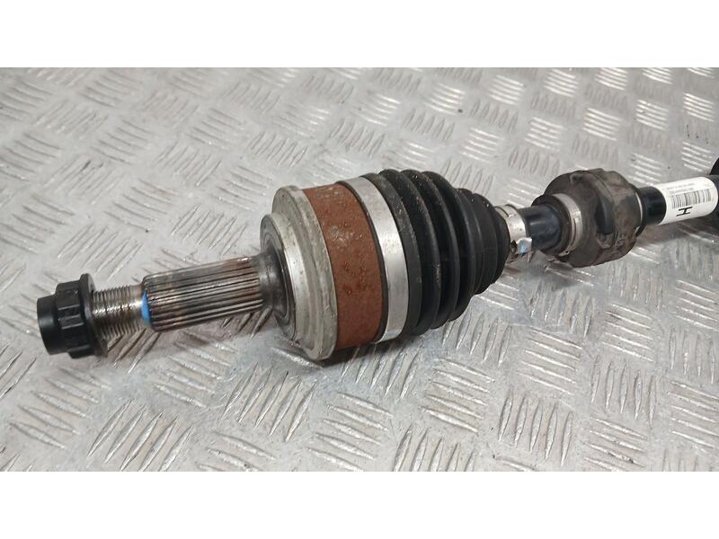 Recambio de transmision delantera izquierda para toyota auris hybrid active referencia OEM IAM 4342002A60C  