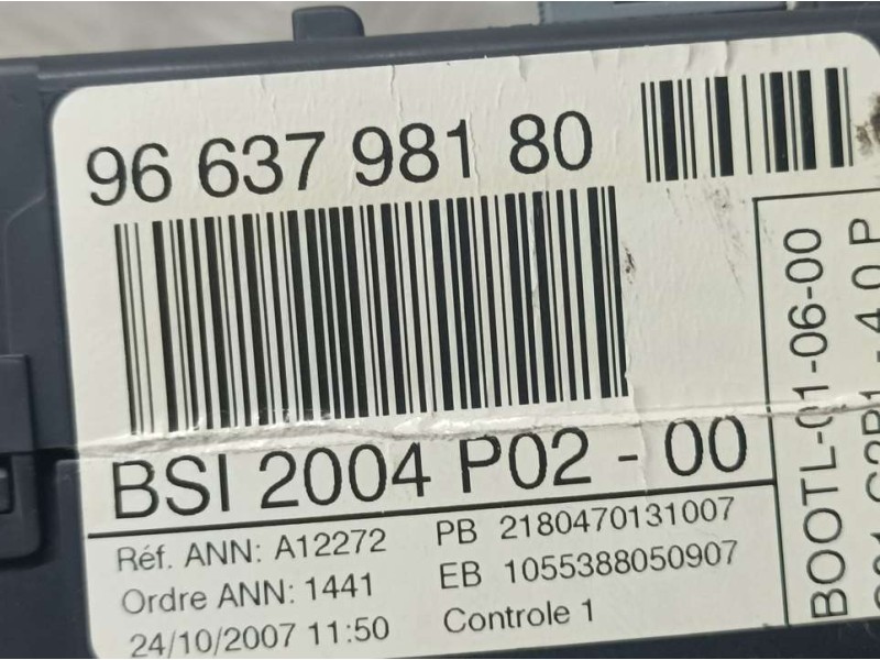 Recambio de caja reles / fusibles para peugeot 308 sport referencia OEM IAM 9663798180  