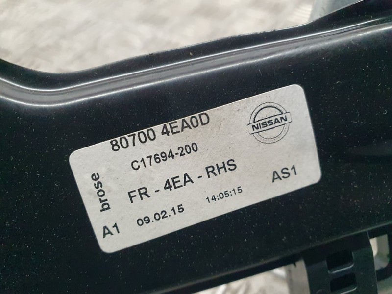 Recambio de elevalunas delantero derecho para nissan qashqai (j11) acenta referencia OEM IAM 807004EA0D C17694200 ELECTRICO