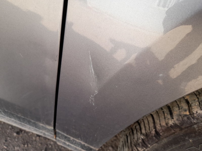 Recambio de aleta delantera derecha para land rover range rover evoque (l551) 2.0 d150 mhev 4x4 referencia OEM IAM LR176604 TOCA