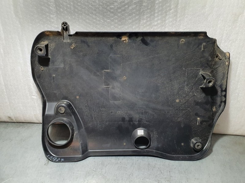 Recambio de tapa motor para land rover freelander (lr2) td4 e referencia OEM IAM 0111189B  