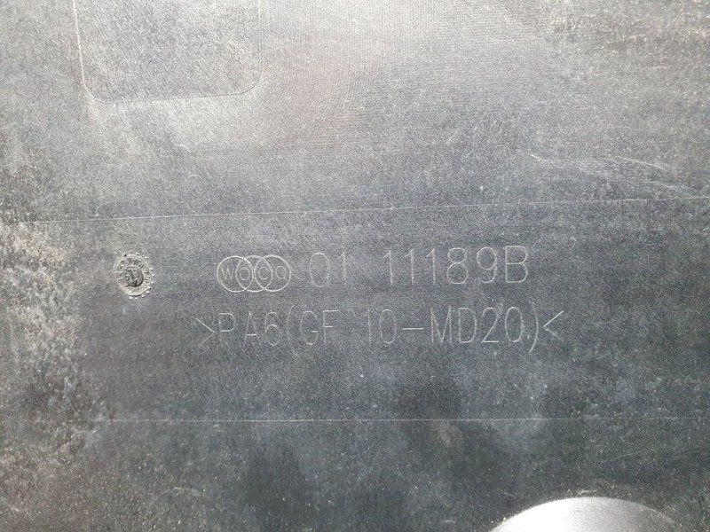 Recambio de tapa motor para land rover freelander (lr2) td4 e referencia OEM IAM 0111189B  