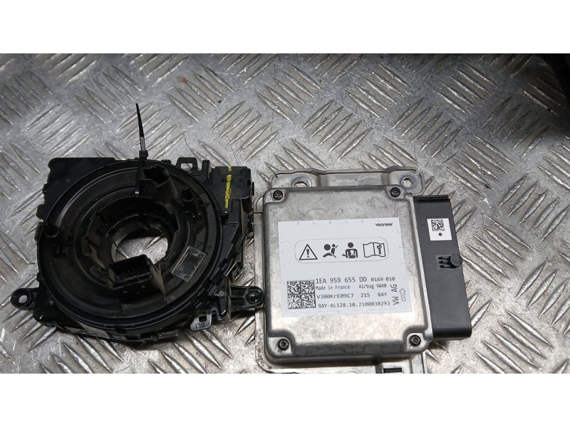 Recambio de kit airbag para cupra formentor basis referencia OEM IAM 5FF880201B C/ SALPICADERO Y SIN PRETENSORES 