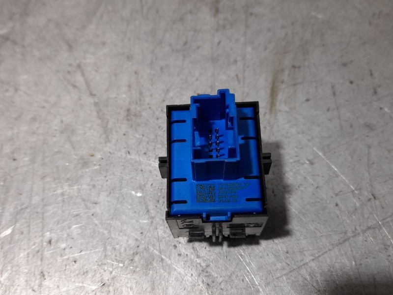 Recambio de palanca freno de mano para peugeot 5008 gt line 1.5 hdi 130 cv referencia OEM IAM 9810593577  ELECTRICO