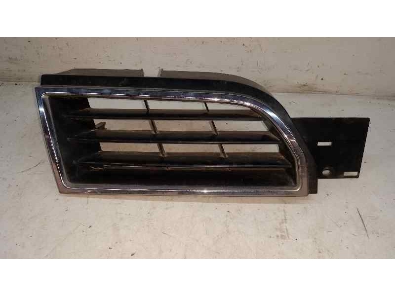 Recambio de rejilla delantera para mitsubishi carisma berlina 5 (da0) 1600 comfort referencia OEM IAM   DCH.