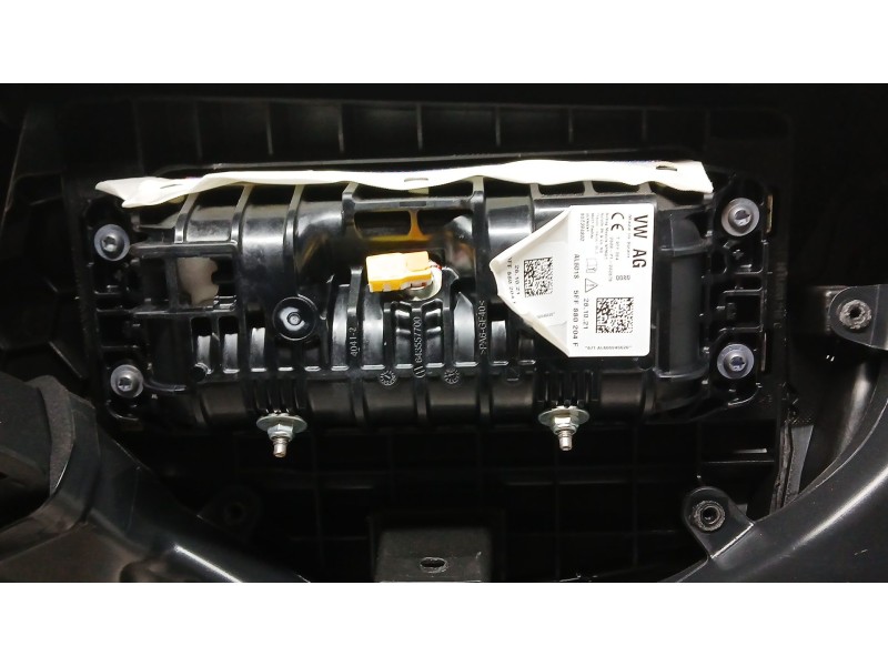 Recambio de kit airbag para cupra formentor basis referencia OEM IAM 5FF880201B C/ SALPICADERO Y SIN PRETENSORES 