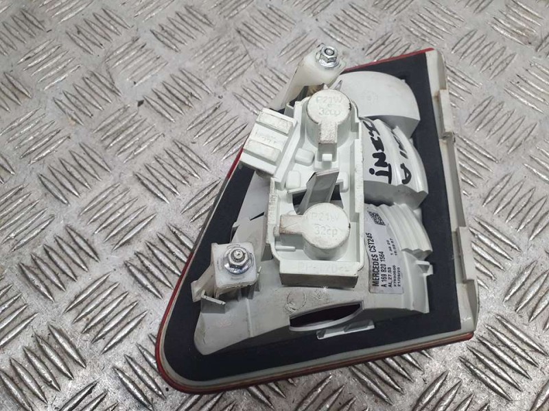 Recambio de piloto trasero izquierdo para mercedes-benz clase b (w245) 180 cdi (245.207) referencia OEM IAM A1698201564 27530505