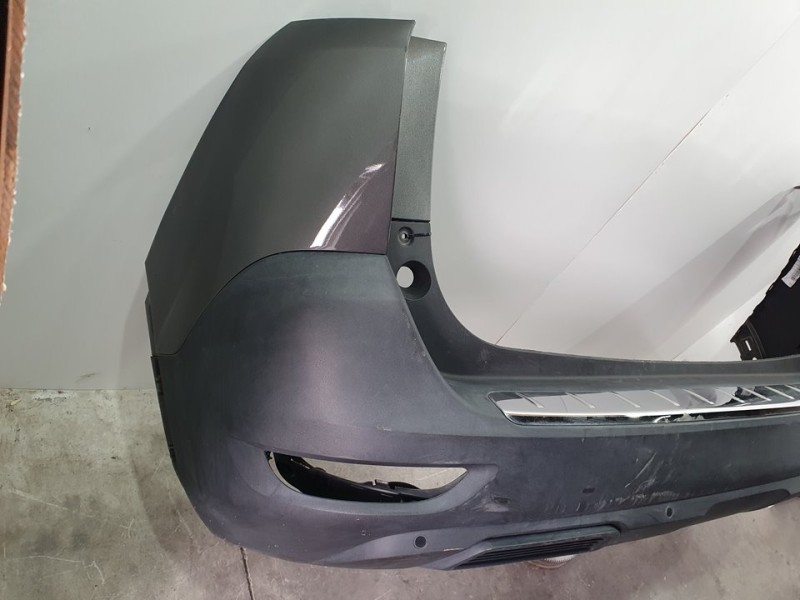 Recambio de paragolpes trasero para peugeot 5008 gt line 1.5 hdi 130 cv referencia OEM IAM 1636404080  