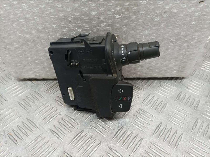 Recambio de mando intermitentes para renault kangoo profesional referencia OEM IAM 28474728367  