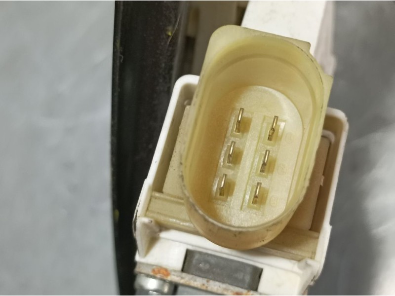 Recambio de elevalunas delantero derecho para bmw serie 3 berlina (e90) 320d referencia OEM IAM 7060266S 7140588E ELECTRICO 6 PI