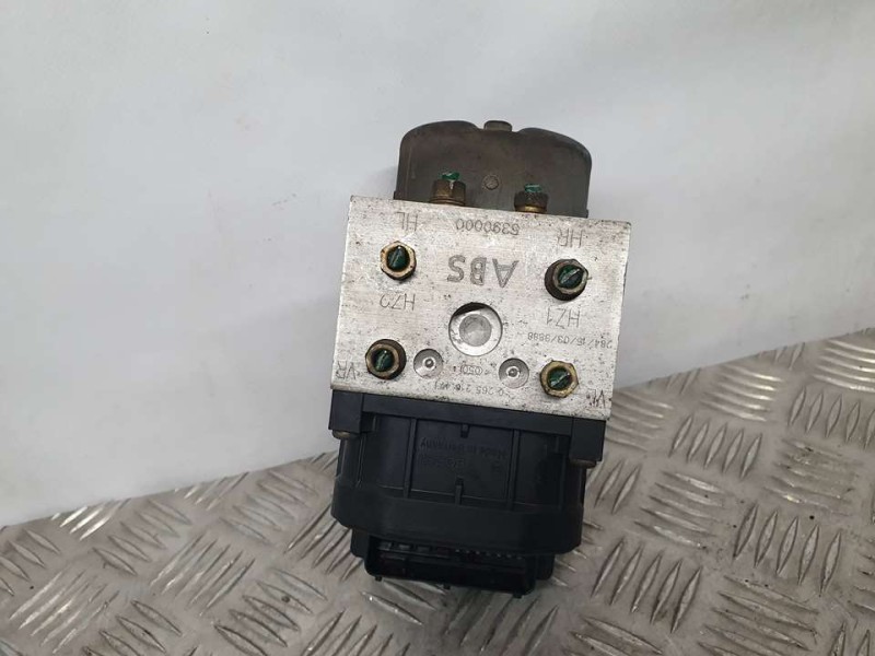 Recambio de abs para saab 9-3 berlina 2.2 s tid referencia OEM IAM 5390000 0265216471 BOSCH