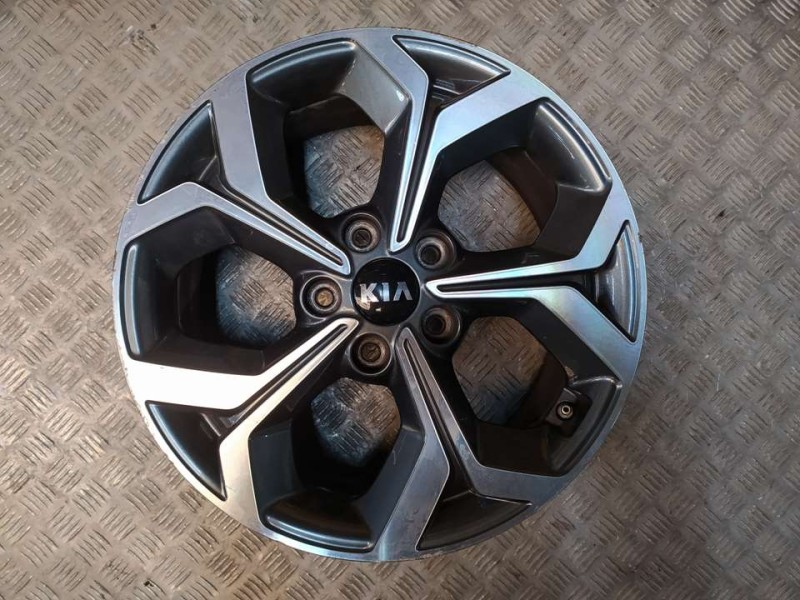 Recambio de juego llantas aluminio para kia cee´d drive referencia OEM IAM 7X17 5 TORN ET 53 ALUMINIO 