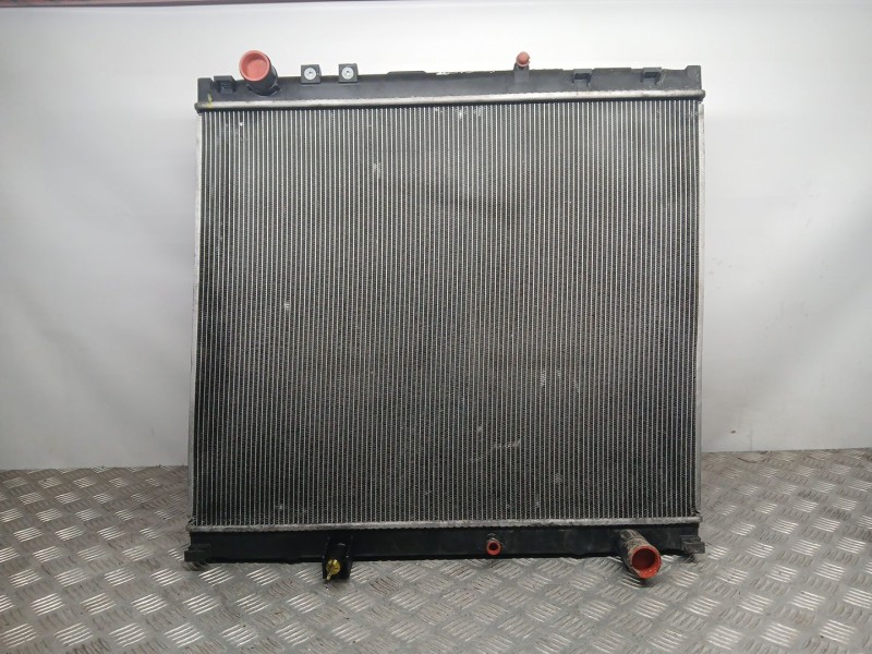 Recambio de radiador agua para toyota hilux viii pick-up (_n1_) 2.4 d 4wd (gun125_) referencia OEM IAM 2640320803 POCO DOBLADO 2