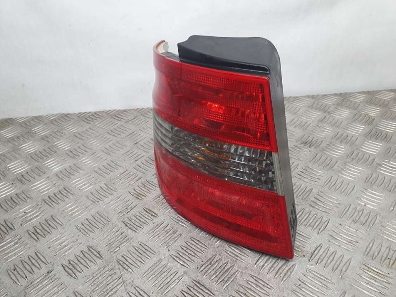 Recambio de piloto trasero izquierdo para mercedes-benz clase b (w245) 180 cdi (245.207) referencia OEM IAM A1698202564 27520518