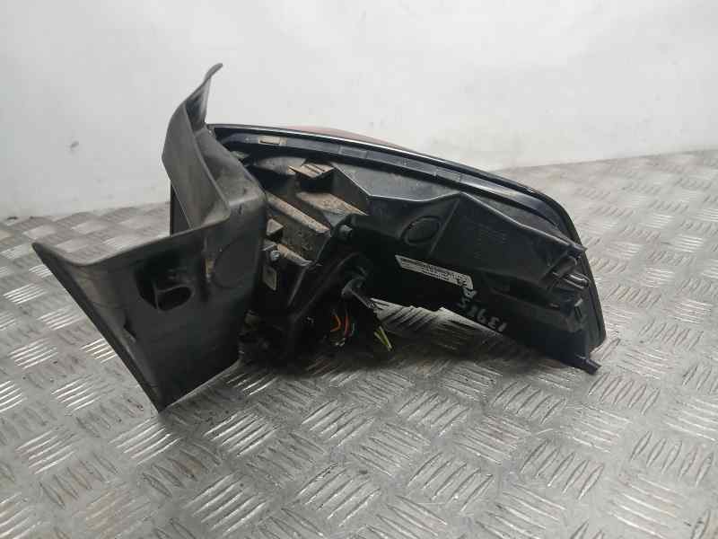 Recambio de piloto trasero izquierdo para peugeot 5008 gt line 1.5 hdi 130 cv referencia OEM IAM 9811028080  EXTERIOR ROZADO
