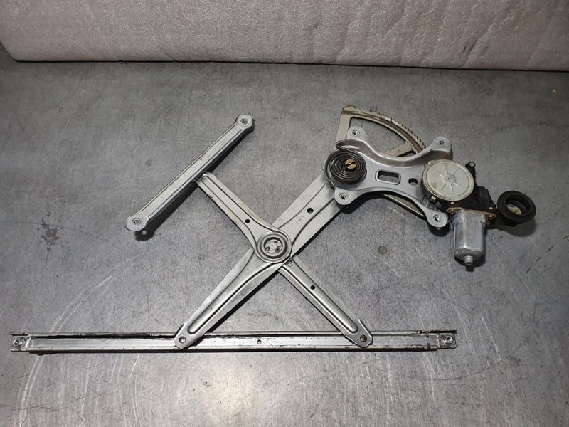 Recambio de elevalunas delantero derecho para lexus rx 300(mcu35) luxury referencia OEM IAM SIN REF  ELECTRICO 6 PINES