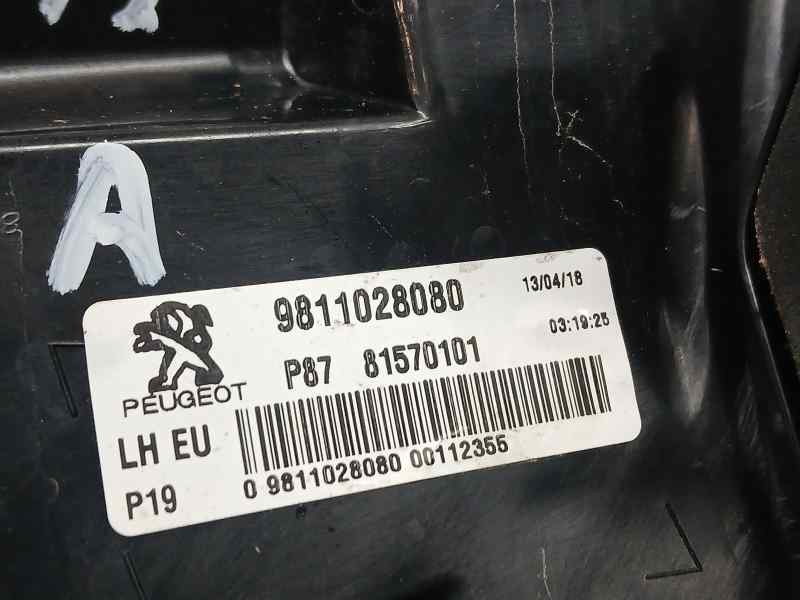 Recambio de piloto trasero izquierdo para peugeot 5008 gt line 1.5 hdi 130 cv referencia OEM IAM 9811028080  EXTERIOR ROZADO
