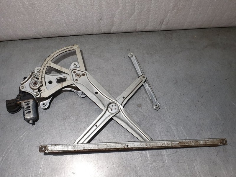 Recambio de elevalunas delantero derecho para lexus rx 300(mcu35) luxury referencia OEM IAM SIN REF  ELECTRICO 6 PINES