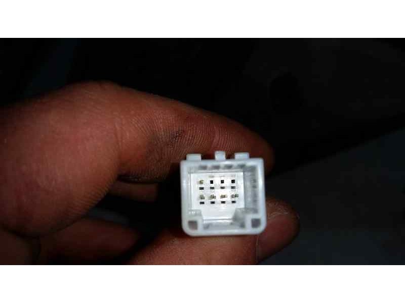 Recambio de retrovisor izquierdo para dacia dokker express ambiance referencia OEM IAM  5 PINS TOCADO , MAL CARCASA