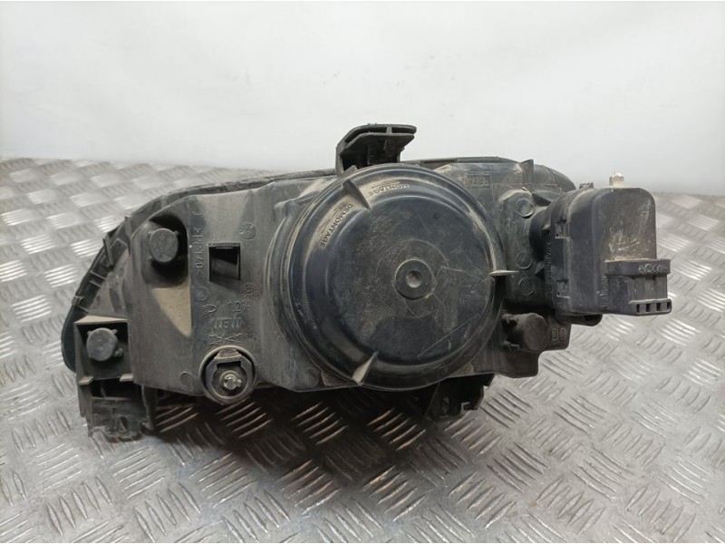 Recambio de faro derecho para renault megane i classic (la0) 1.6e alize referencia OEM IAM 260101792R  VALEO