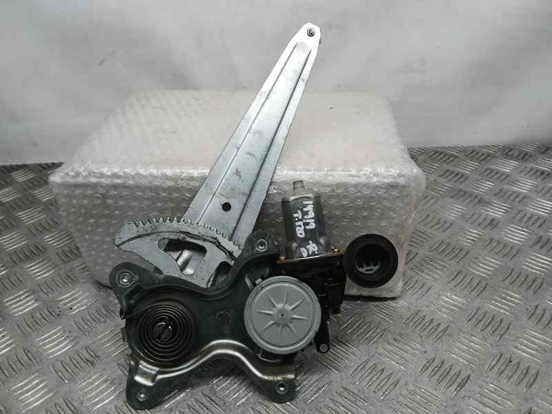 Recambio de elevalunas trasero izquierdo para lexus rx 300(mcu35) luxury referencia OEM IAM 8572058010 0620401770 ELECTRICO DENS