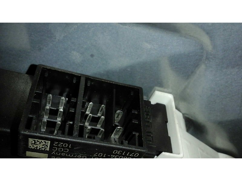 Recambio de elevalunas delantero derecho para seat ibiza (6l1) 1.9 tdi referencia OEM IAM 970464104 6 Y 8 PINS 970464104