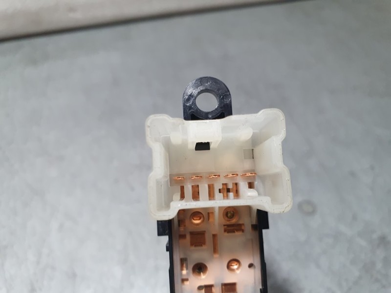 Recambio de mando elevalunas trasero izquierdo para nissan qashqai (j11) acenta referencia OEM IAM SIN REF  