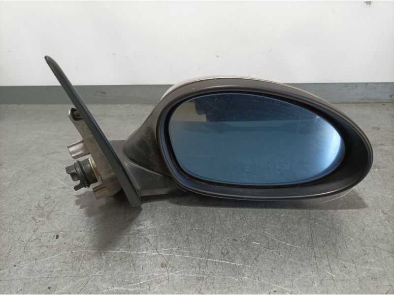 Recambio de retrovisor derecho para bmw serie 3 berlina (e90) 320d referencia OEM IAM 51167135098  ELECTRICO 5 PINS