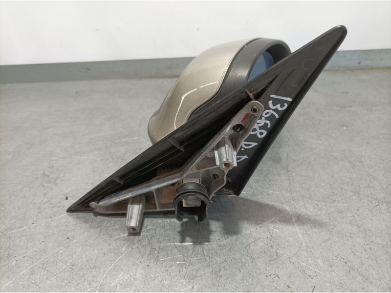 Recambio de retrovisor derecho para bmw serie 3 berlina (e90) 320d referencia OEM IAM 51167135098  ELECTRICO 5 PINS