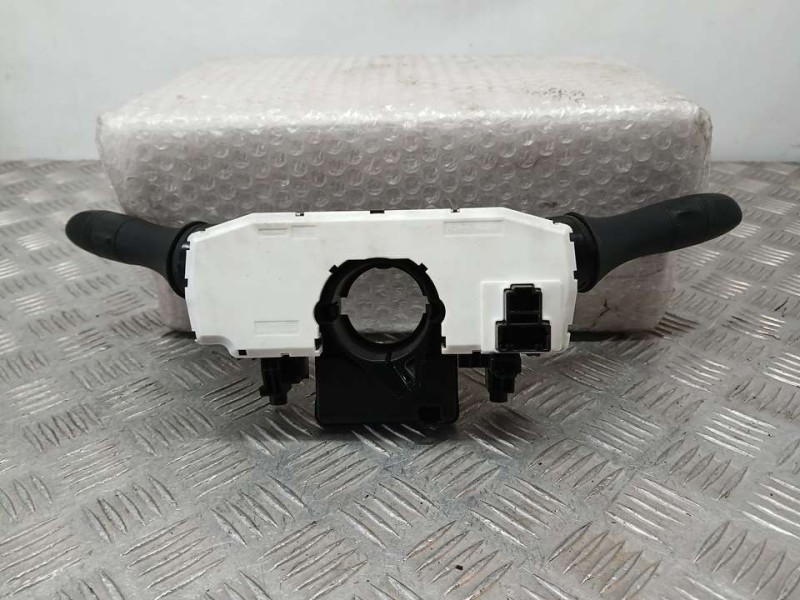 Recambio de mando luces y limpia para nissan qashqai (j11) acenta referencia OEM IAM 14Z11SN1  