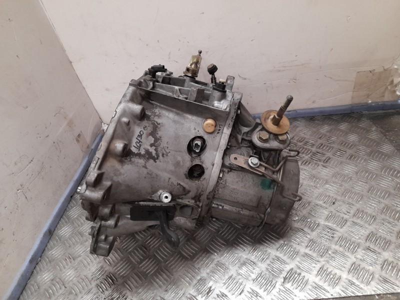 Recambio de caja cambios para citroën xsara break sx referencia OEM IAM 20DL42 2864431B 5 VELOCIDADES
