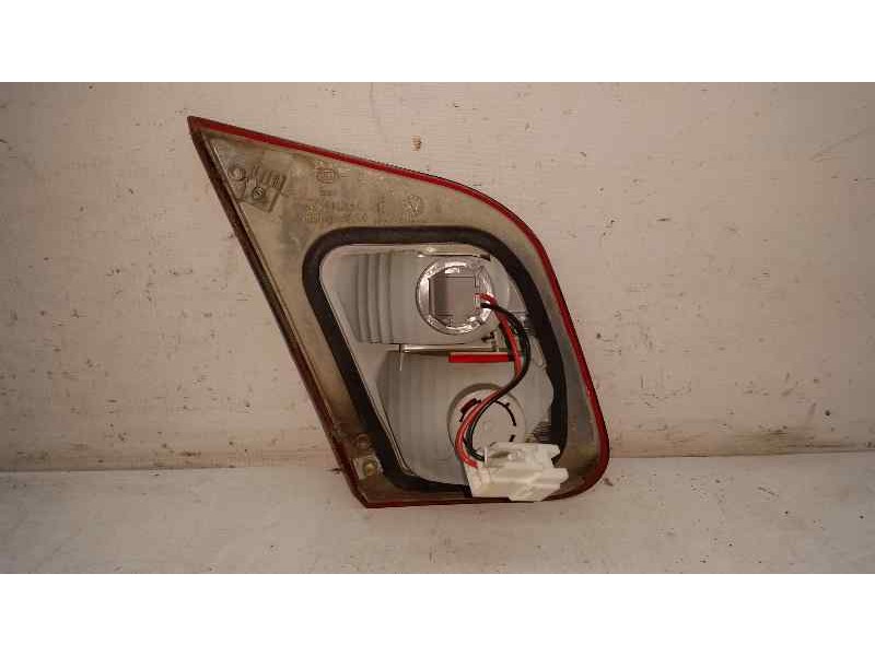 Recambio de piloto trasero derecho para mitsubishi carisma berlina 5 (da0) 1600 comfort referencia OEM IAM   INTERIOR