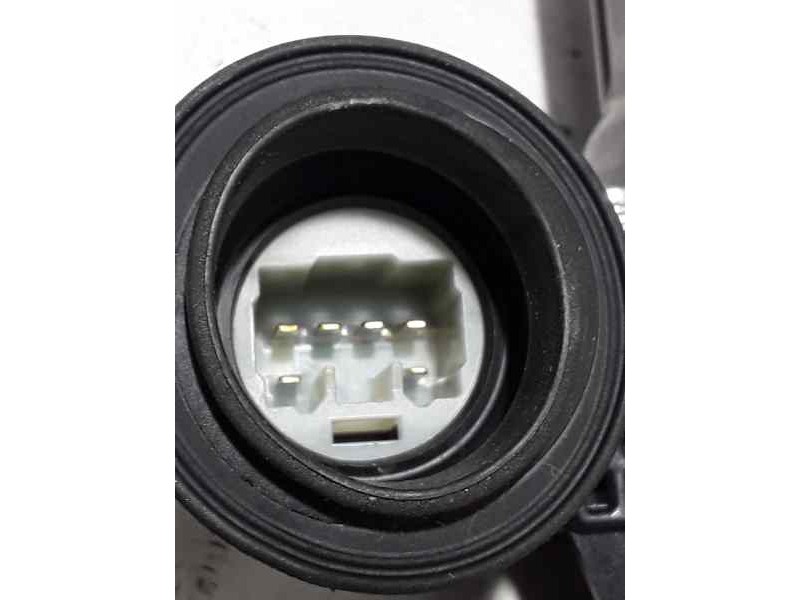 Recambio de elevalunas trasero izquierdo para toyota yaris hsd active referencia OEM IAM   ELECTRICO 6 PINS