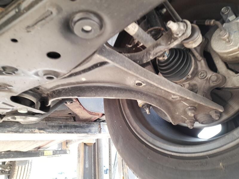 Recambio de brazo suspension inferior delantero izquierdo para kia sportage v (nq5) 1.6 crdi mhev referencia OEM IAM 54500N9000 